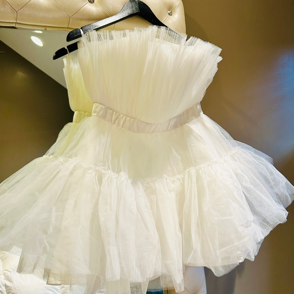 Elegant White Tulle Dress